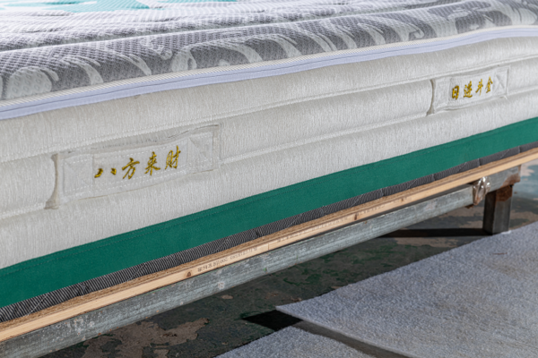 Anti-Mite Mattress Double-Sided Jacquard Resilience Sponge Gel Memory Foam Pocketed Spring Mattress - Image 6
