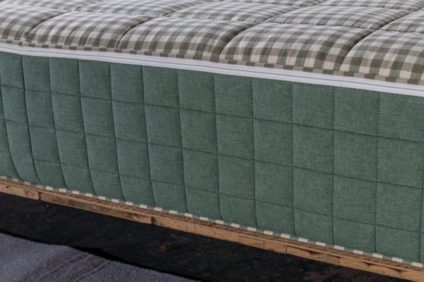 Pure Cotton Glue-Free Silk Cotton Gel Memory Foam Individually Pocketed Spring Mattress - Image 5